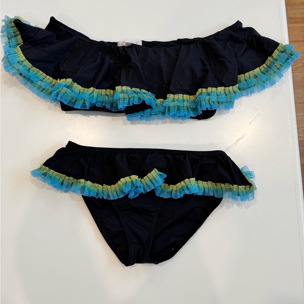 Stella Cove Black and Blue Ruffled Underwear Set